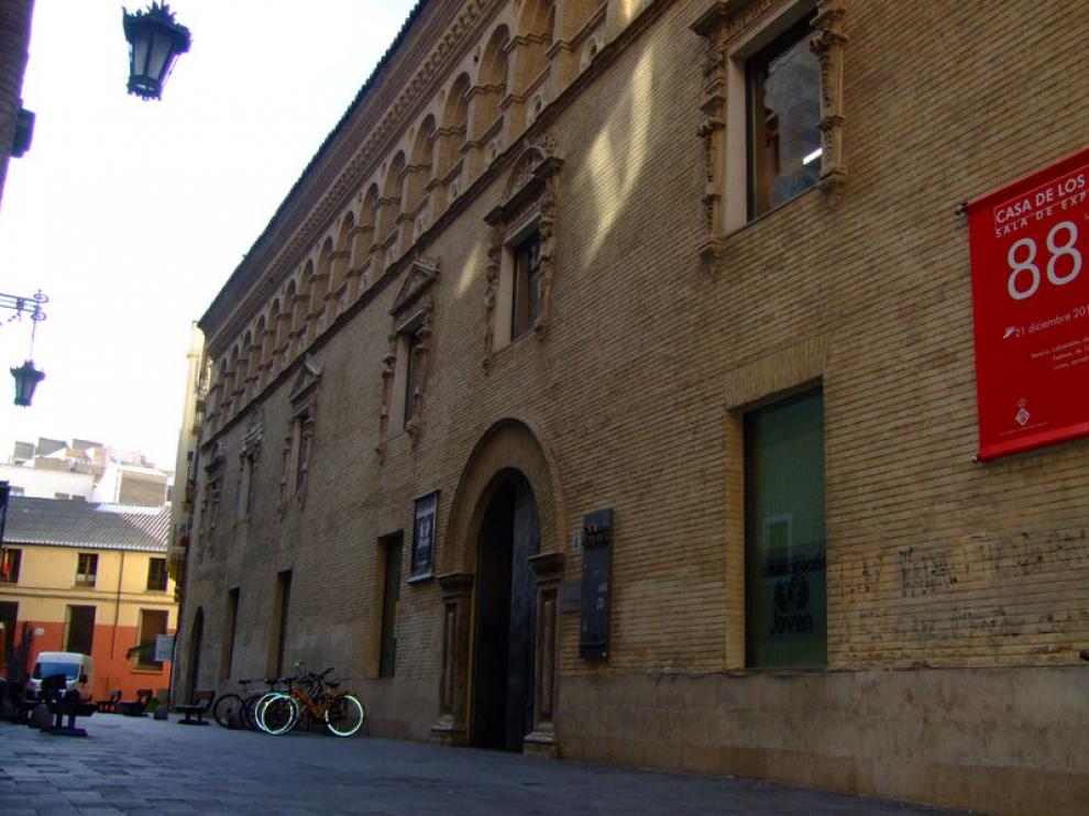 La Casa de los Morlanes acoge a la Filmoteca de Zaragoza.
