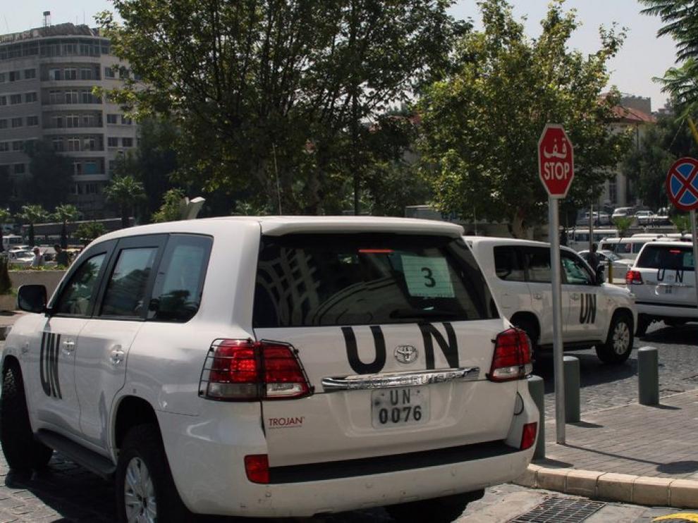 Un vehículo de la ONU este lunes en Damasco