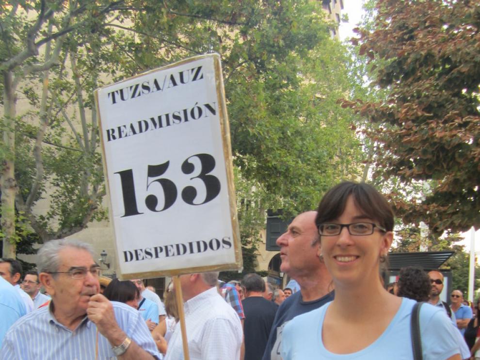 Concentración contra los despidos de AUZ