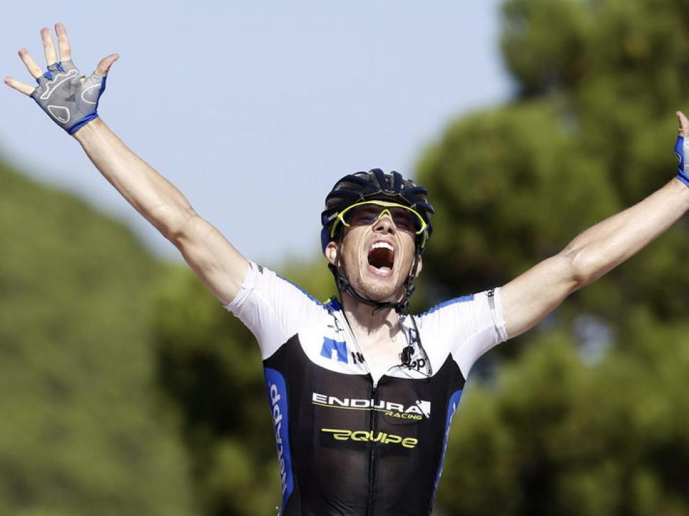 Konig celebra su triunfo de etapa