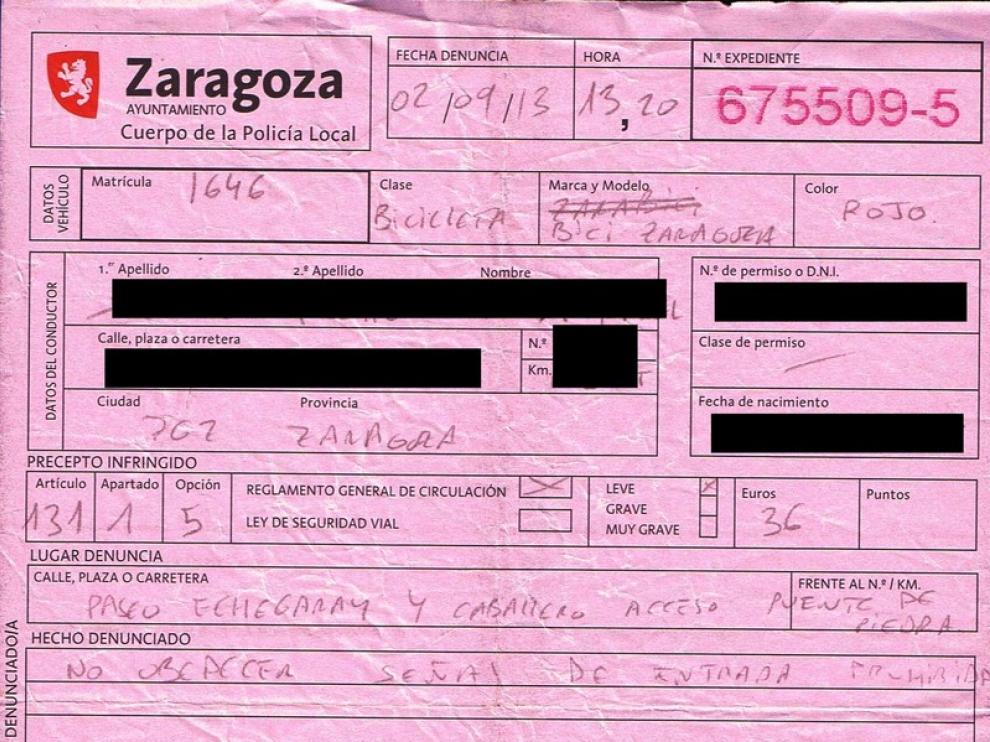 Multa impuesta a la ciclista.