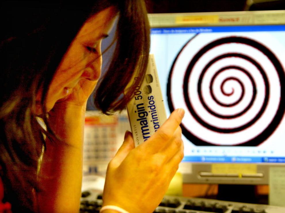 Paciente afectado por migrañas y cefalea