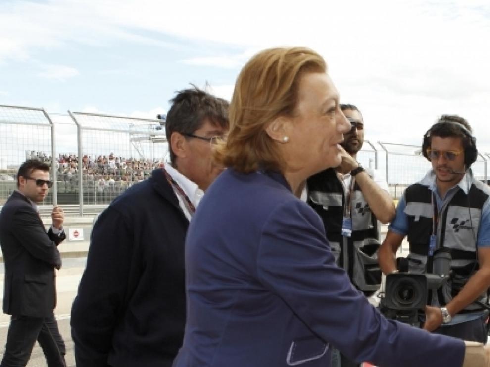 Rudi saluda al piloto Jorge Lorenzo