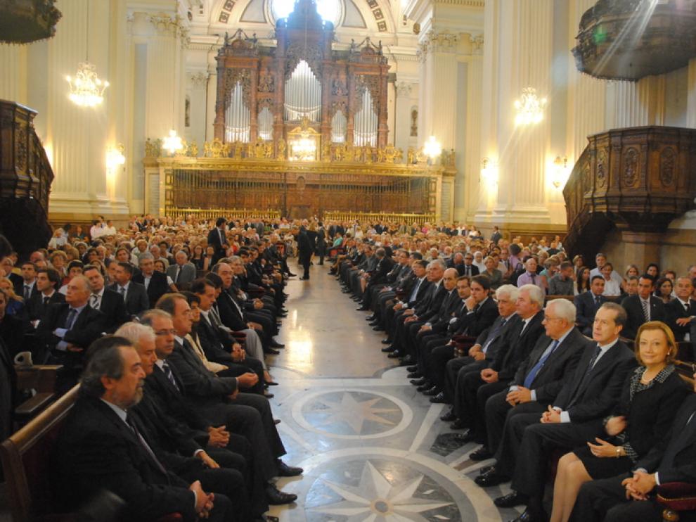 Las autoridades políticas, durante la misa