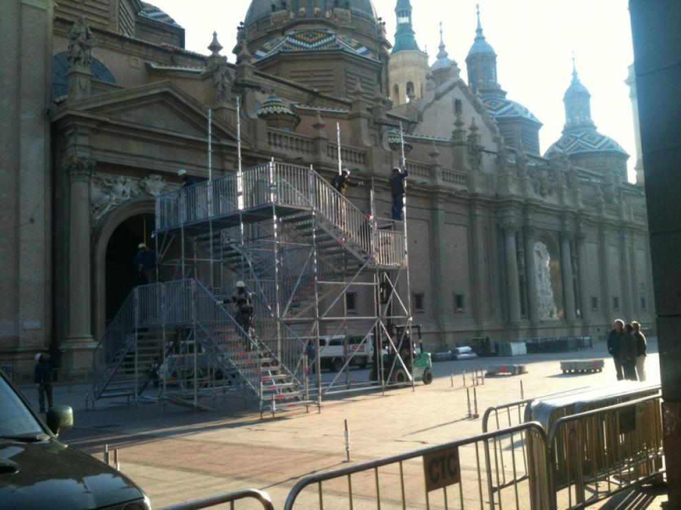 Trabajos de montaje, en la mañana de este miércoles