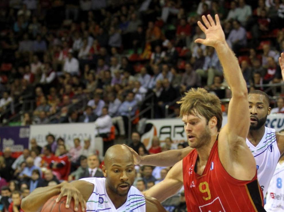Partido entre el CAI y el Mons belga