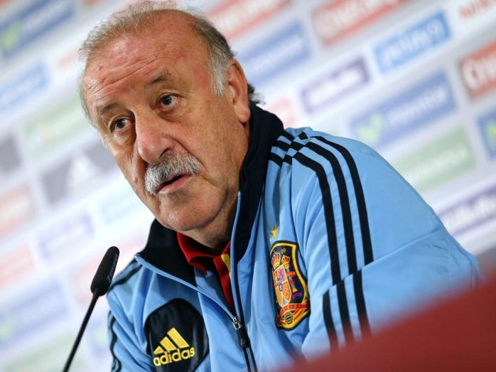 El técnico española durante la rueda de prensa