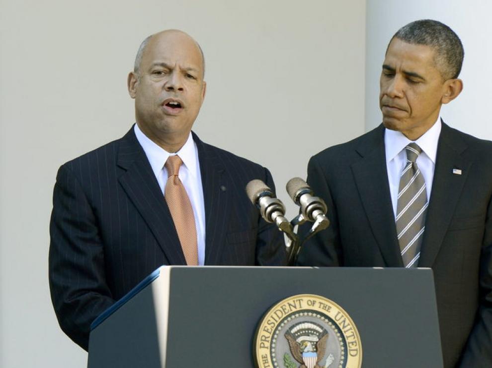Jeh Johnson junto al presidente Obama