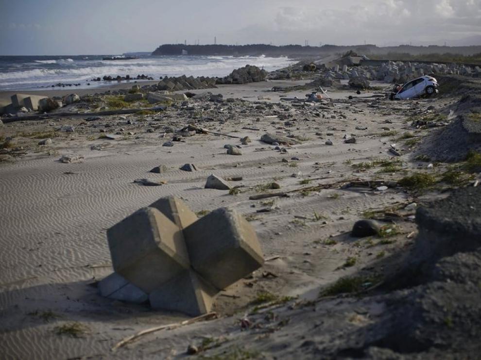 Estragos causados por el tsunami en el este de Japón