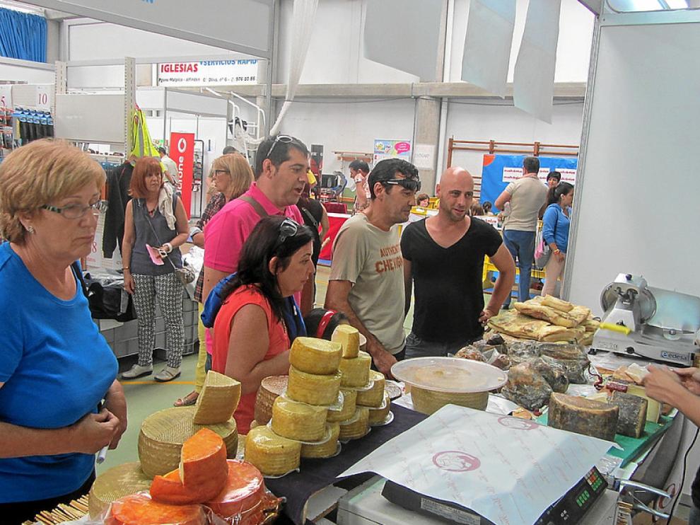 Una de las empresas presentes en la feria de Villanueva de Gállego en la pasada edición