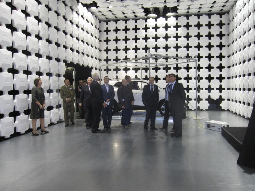 Inauguración de la cámara semianecoica del Instituto Tecnológico de Aragón