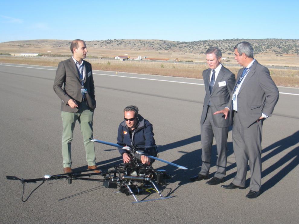 Exhibición en el aeropuerto de Teruel