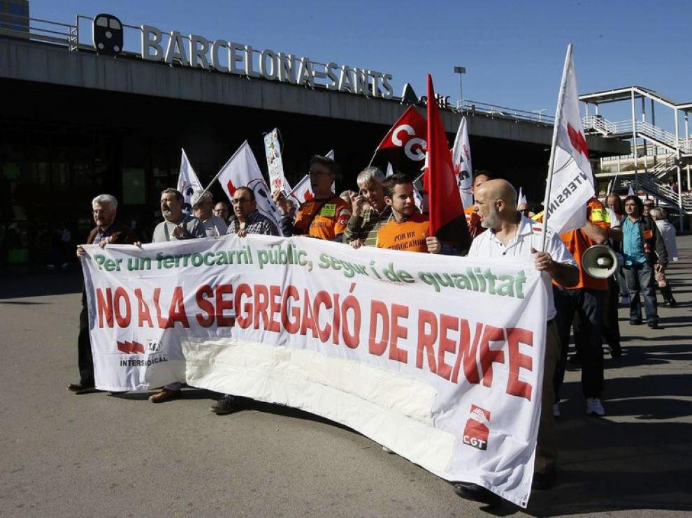 Protesta en la estación de Barcelona