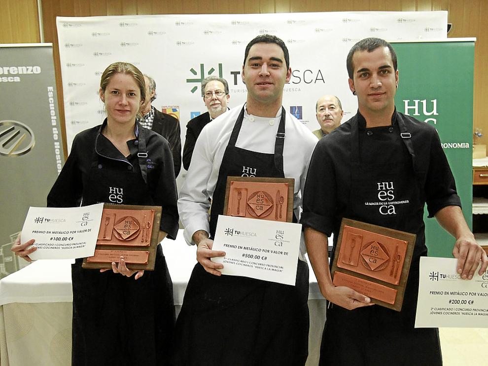 Daniel Lostao -en el centro-, Alberto Abadía y Beatriz Allué se llevaron los tres primeros premios.