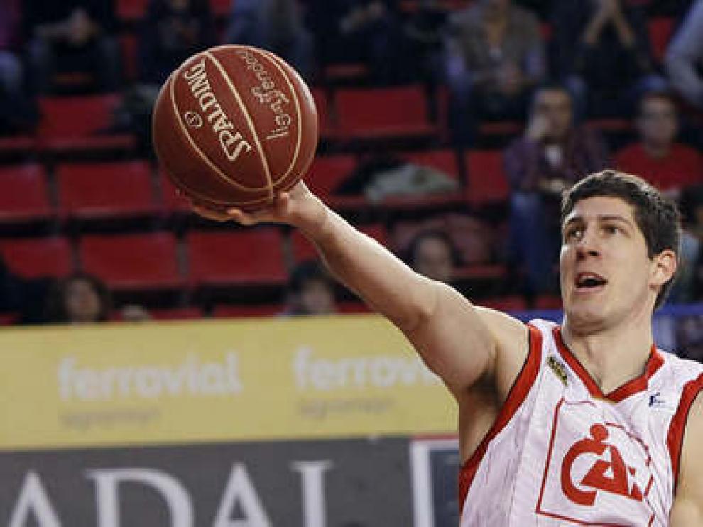 Rudez, en un partido con el CAI