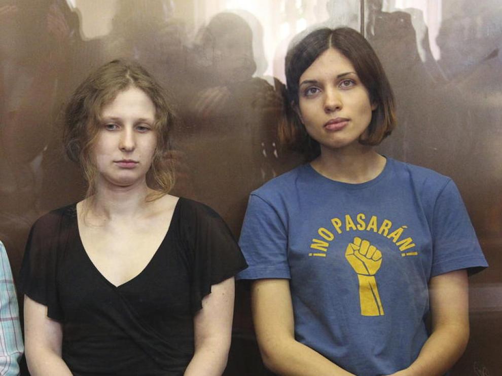 Las dos integrantes de las Pussy Riot