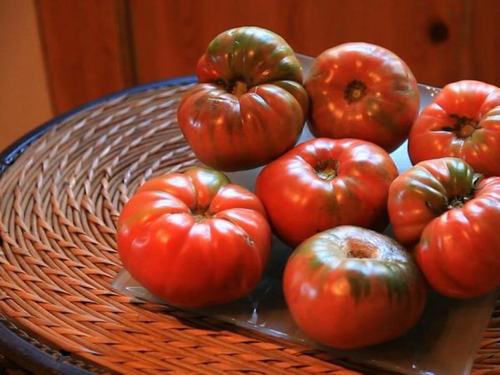 El tomate es uno de los ingredientes de este manjar de la huerta