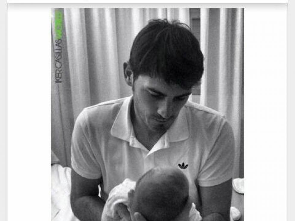 Iker Casillas con su hijo Martín