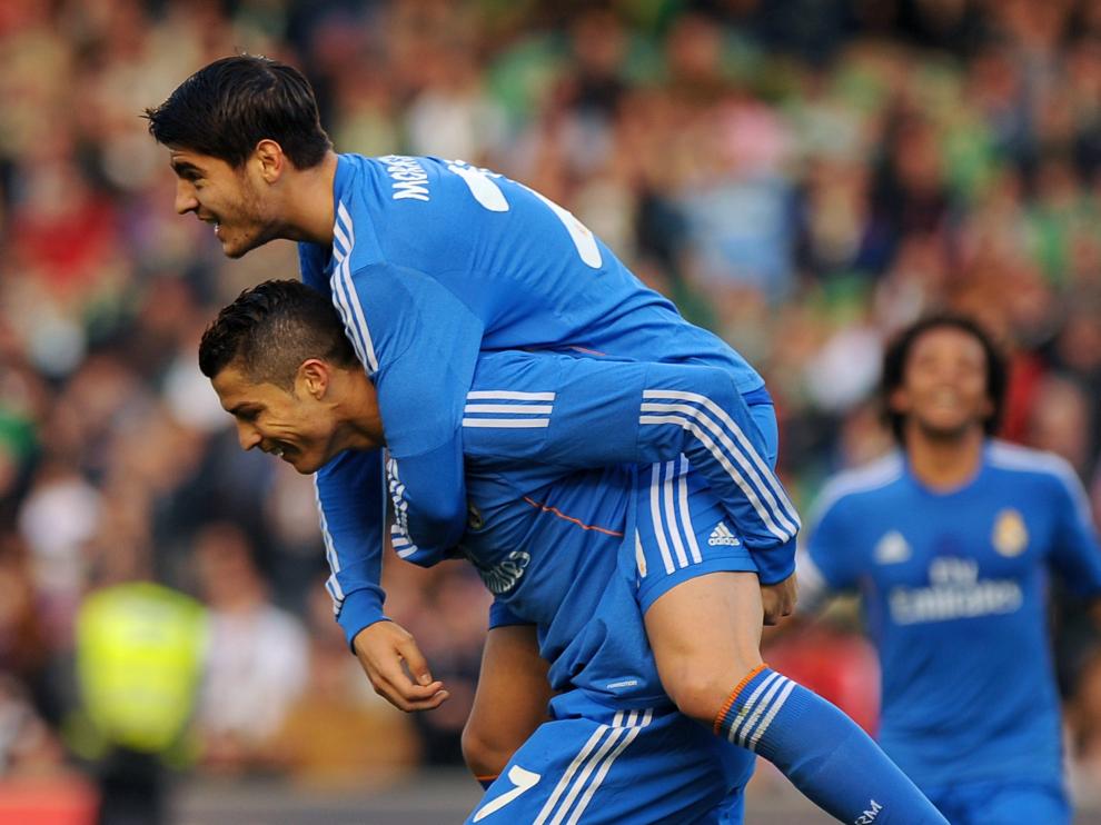 Morata y Ronaldo celebran un gol