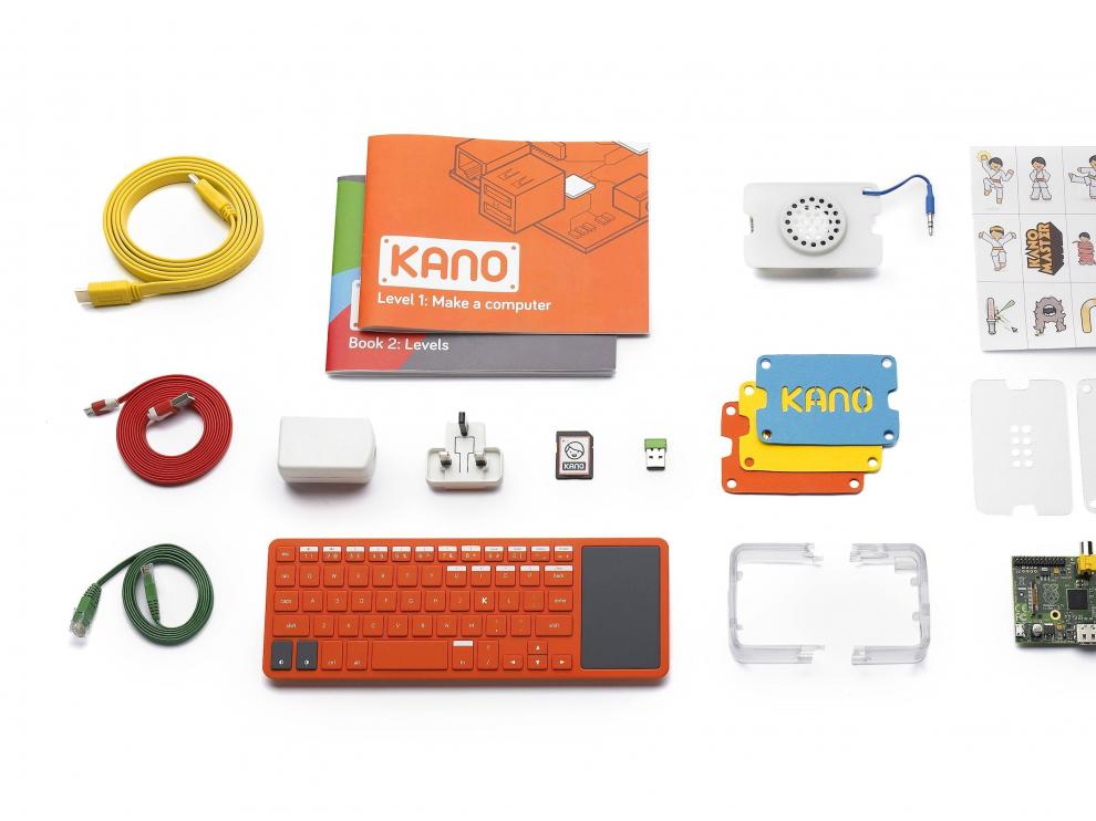 Kano se vende desmontado para que los ios aprendan a montarlo