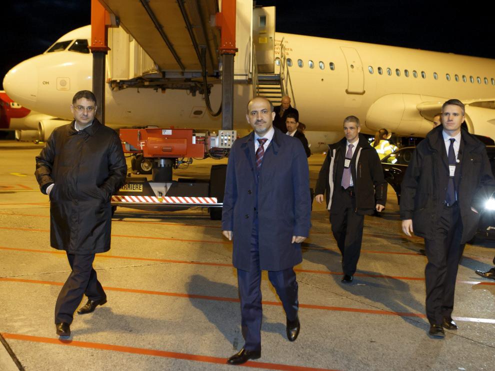 El presidente de la oposición siria, a su llegada a Suiza.
