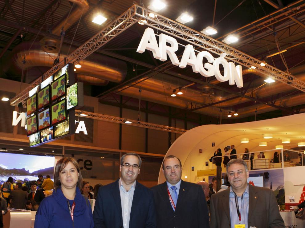 Los ediles bilbilitanos, en Fitur.