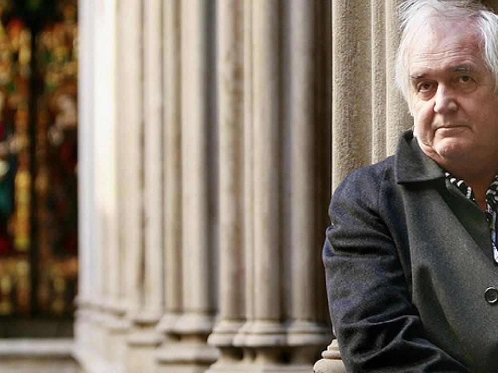 El escritor sueco Henning Mankell revela que padece cáncer
