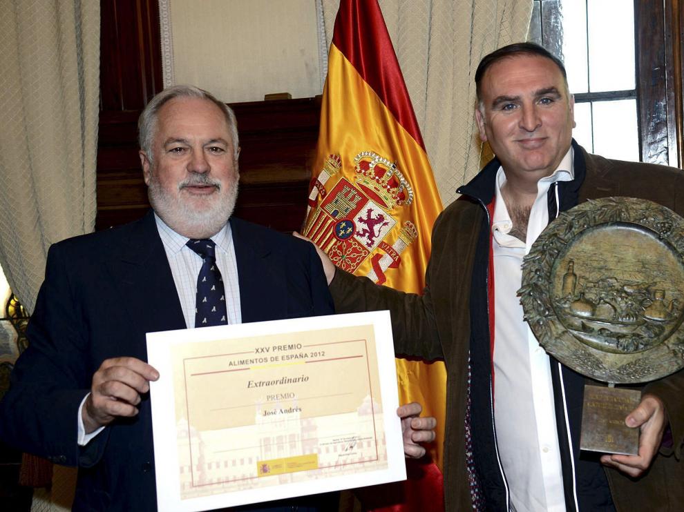 El cocinero asturiano José Andrés recibe el Premio por su labor gastronómica