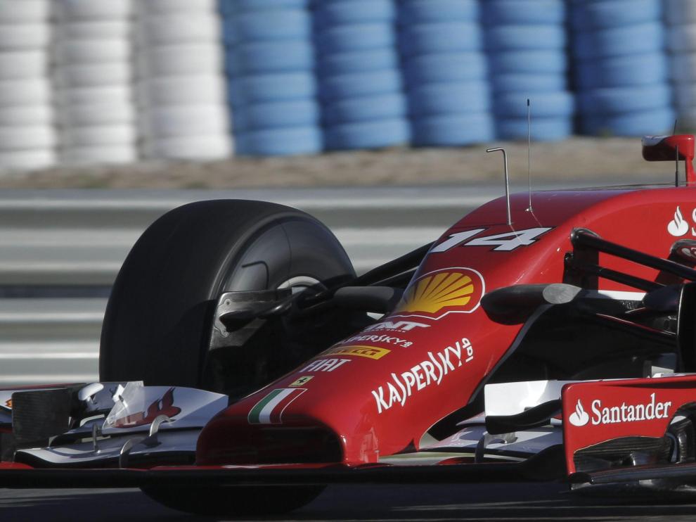Alonso en los entrenamientos de Jerez