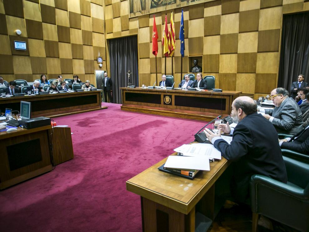 Pleno en el Ayuntamiento de Zaragoza