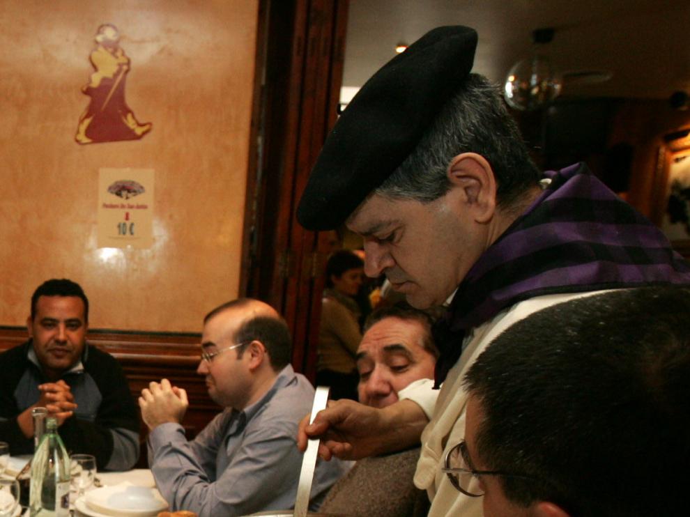 Comida de puchero en un restaurante de Huesca