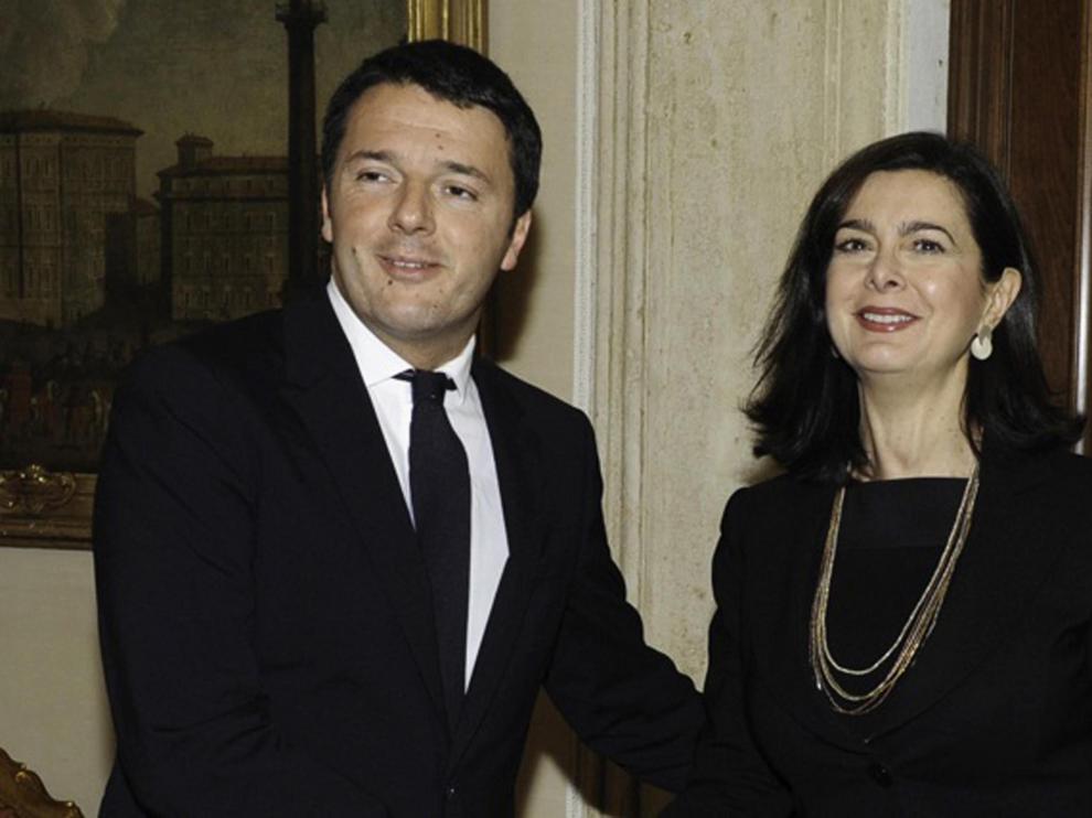 Matteo Renzi, junto a la presidenta del Congreso italiano