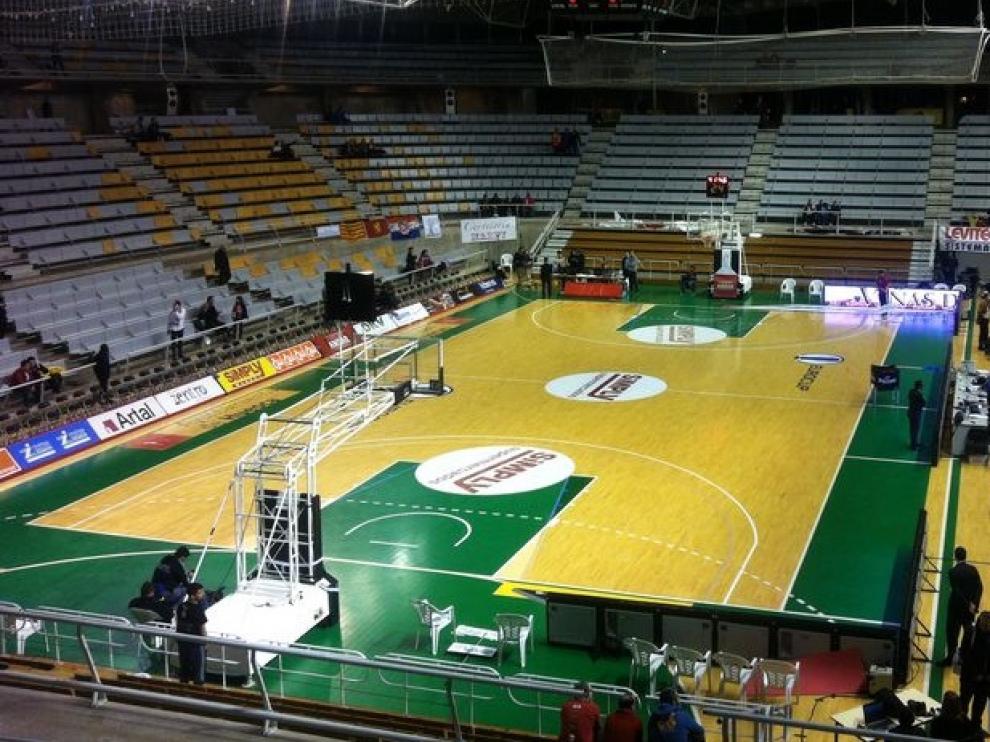 El Palacio de los Deportes de Huesca, preparado para el partido