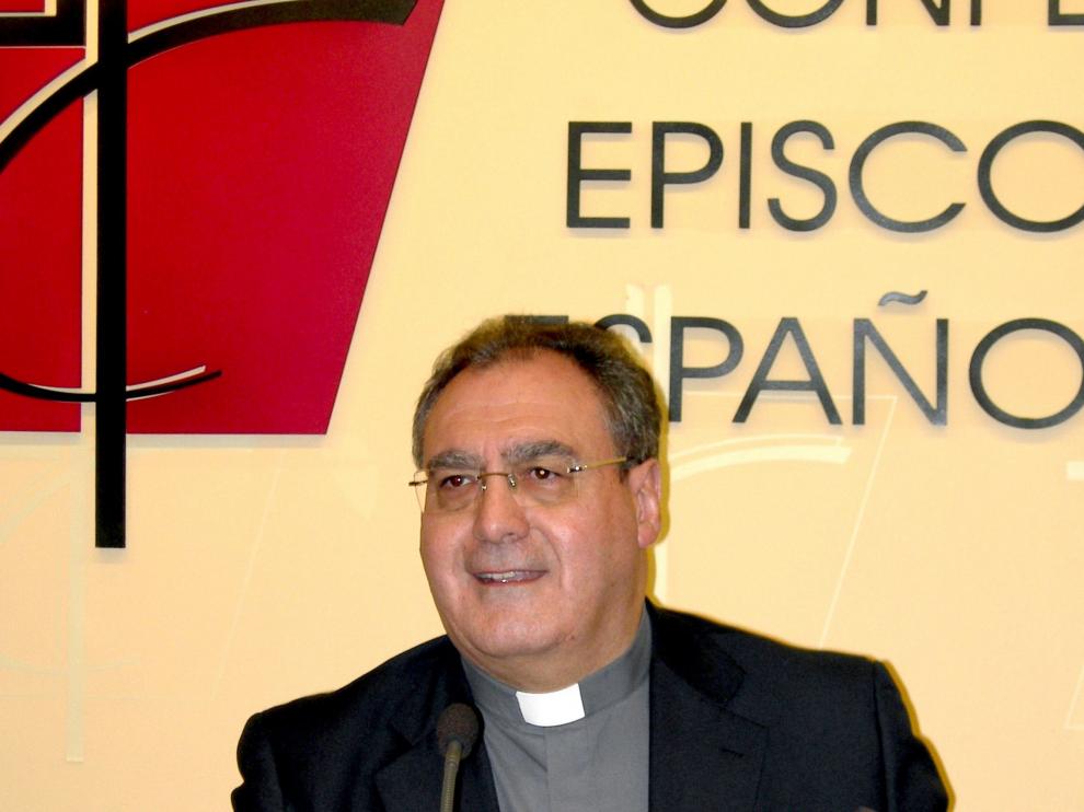 Gil Tamayo, durante la presentación de los datos de asignaciones a favor de la Iglesia