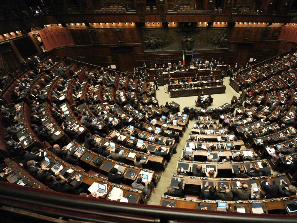 Parlamento Italiano votación Renzi
