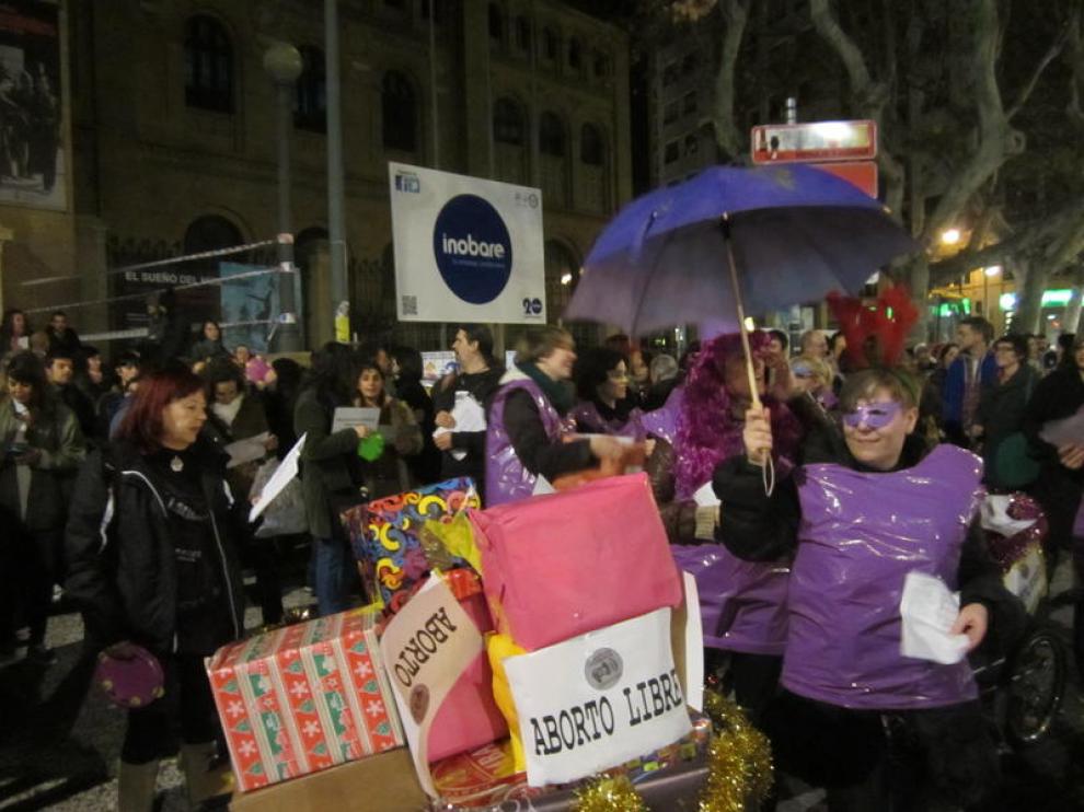 Concentración en Zaragoza contra la ley del aborto