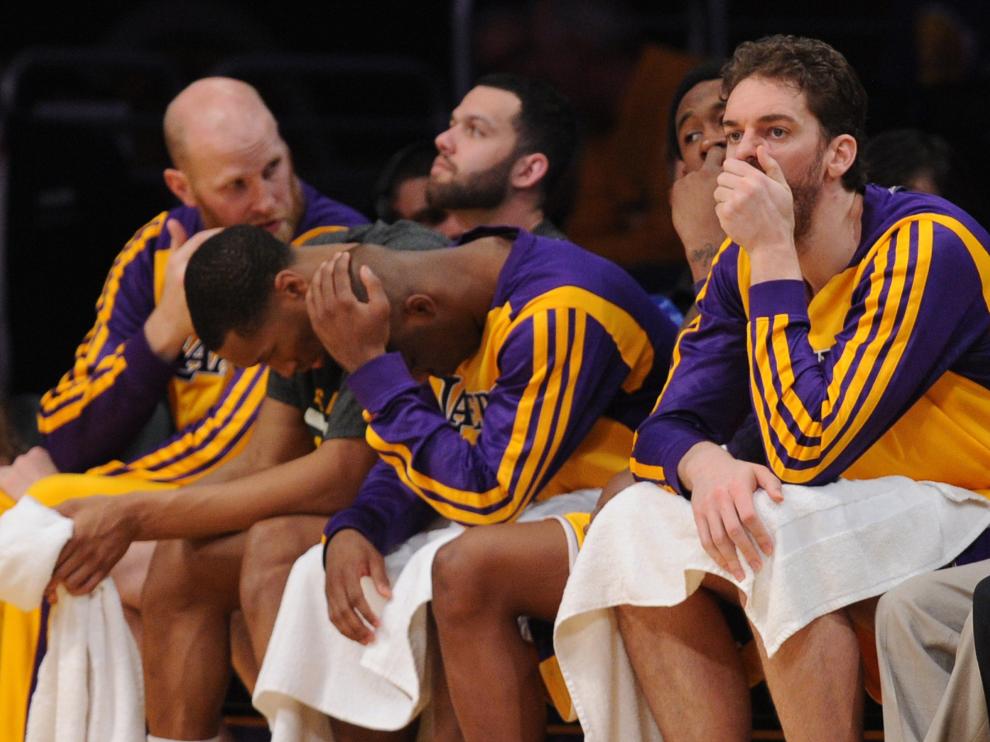 Los jugadores de los Lakers lamentan la paliza histórica ante los Clippers