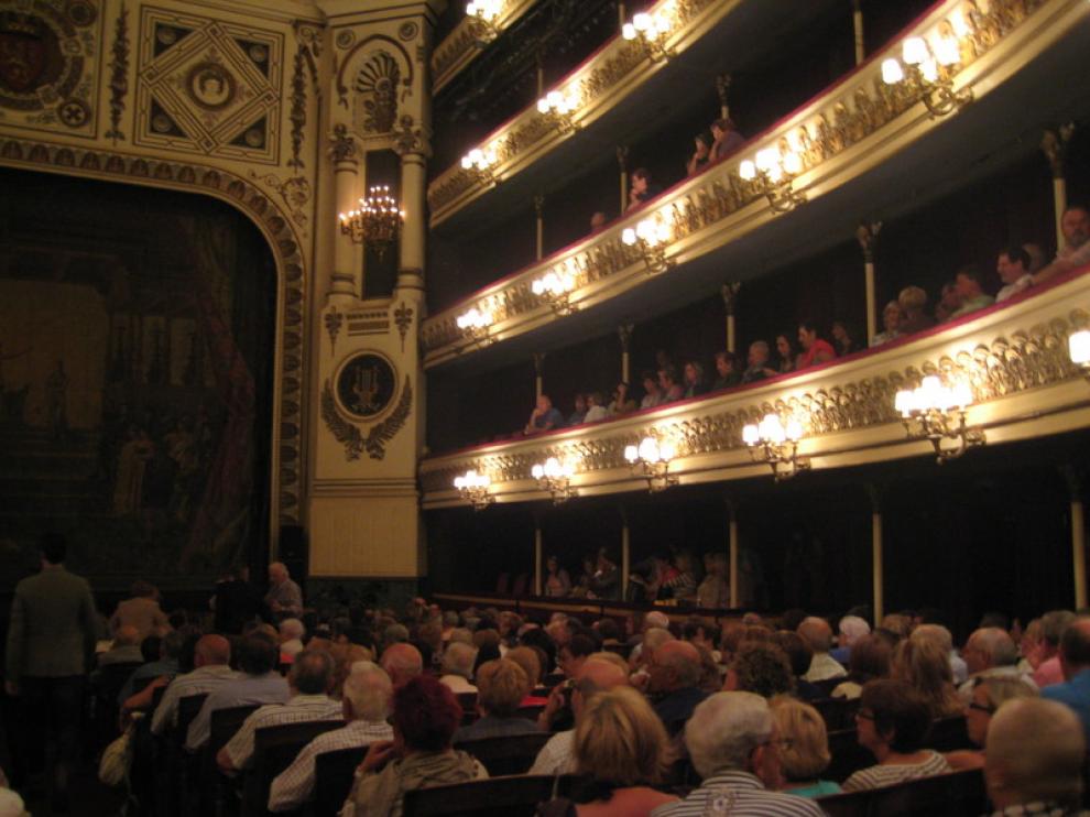 'Los lunes del Principal', una cita con la literatura, música, teatro y cómic en Zaragoza