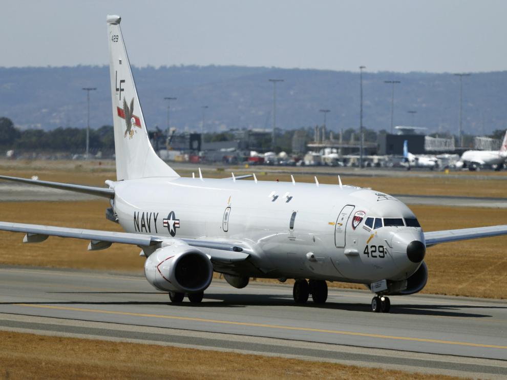 Una de las naves que sigue con la búsqueda, en el aeropuerto de Perth