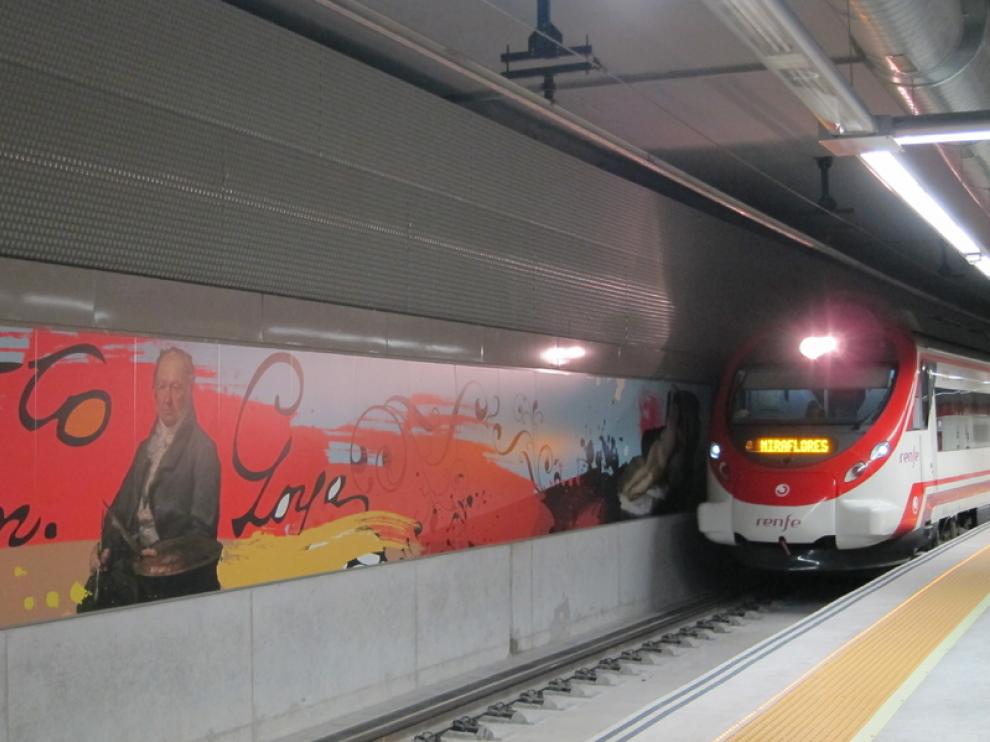 Cercanías en la estación Goya en Zaragoza