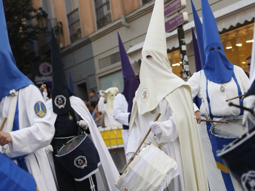 Procesión previa al pregón de Semana Santa en Zaragoza