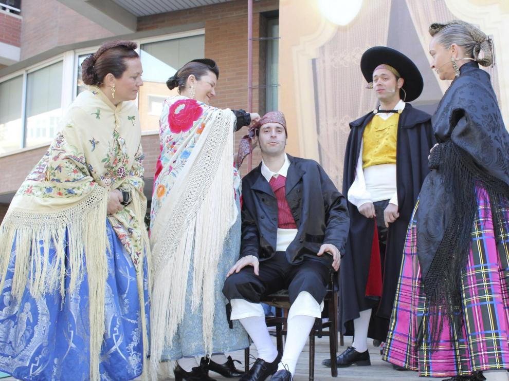 Foto de la tradicional fiesta de la Faldeta en Fraga