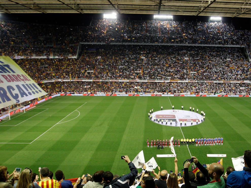 52.000 espectadores llenan las gradas
