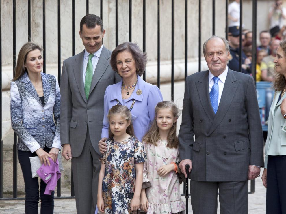Los Reyes, los Príncipes y la infanta Elena en Palma