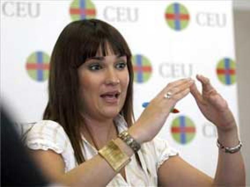 La periodista y psicóloga Irene Villa.