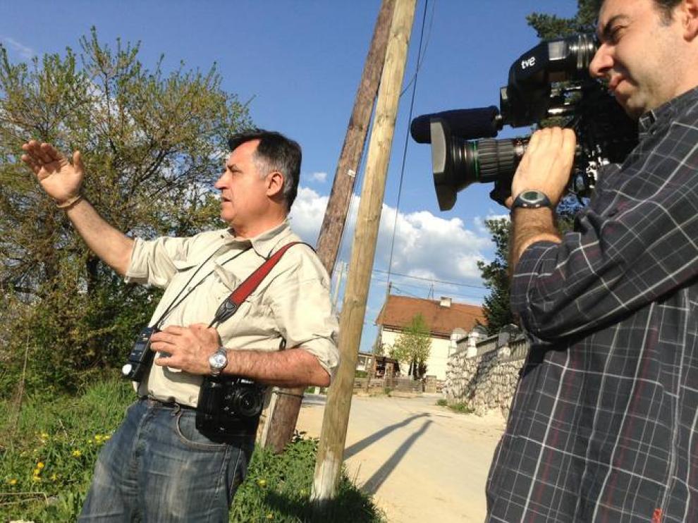 El periodista Gervasio Sánchez, durante la grabación del documental