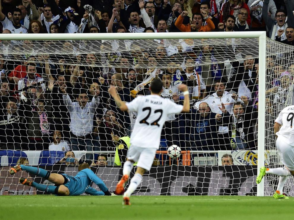 Benzema marca en el minuto 19