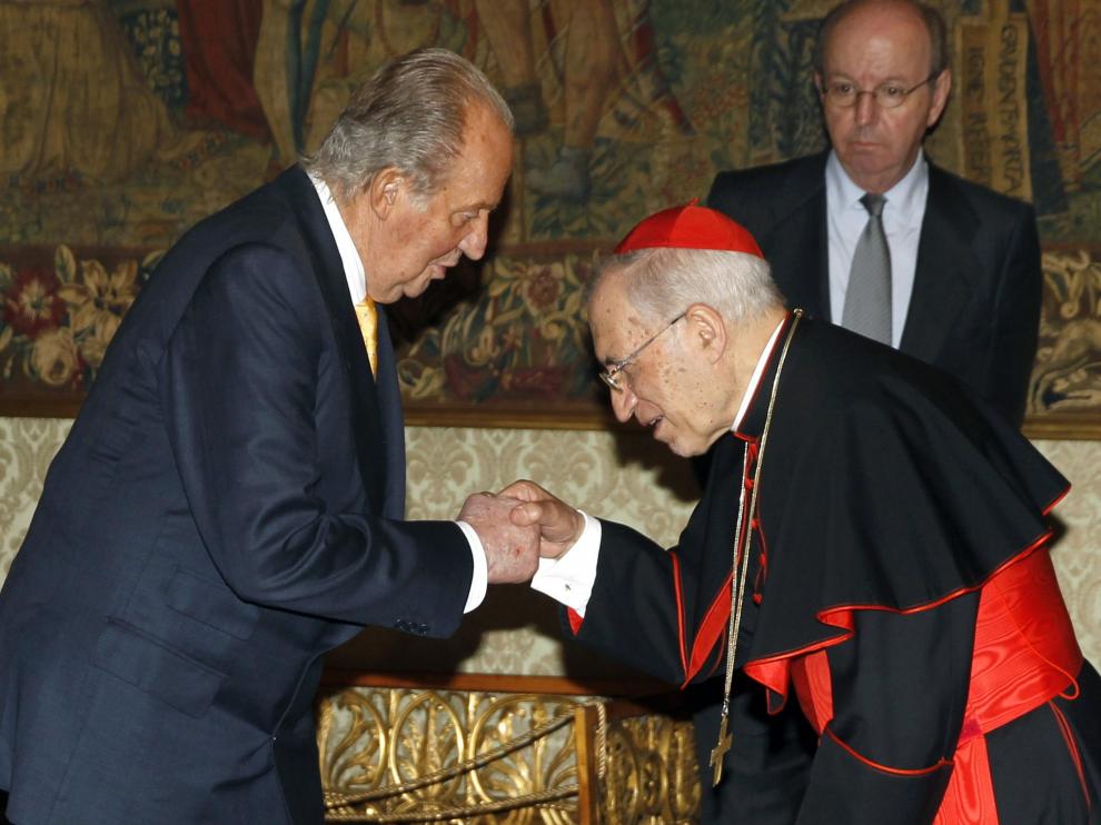 Acudirá a la canonización de los papas