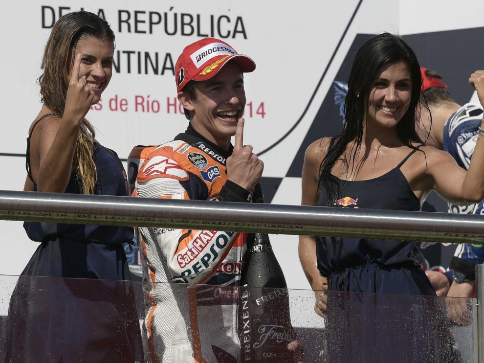 Márquez celebra la victoria
