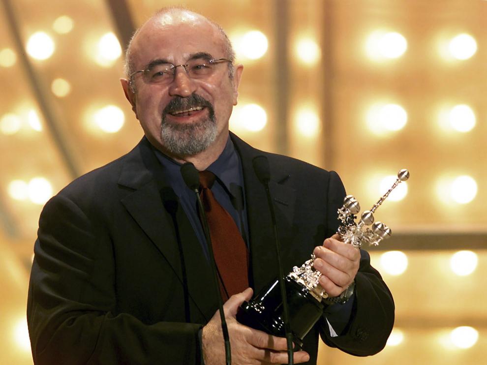 Bob Hoskins en el año 2002